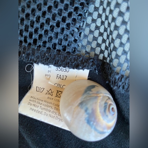 VENUS Beach Cover Up XS Black - Picture 8 of 9